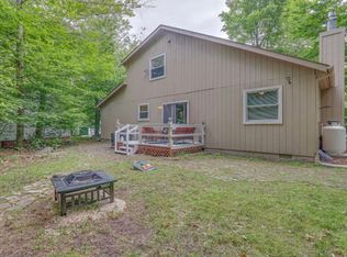 1320 Winding Way, Tobyhanna, PA 18466