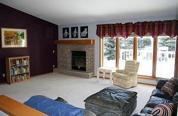 2nd image of 2831 Charleston Dr