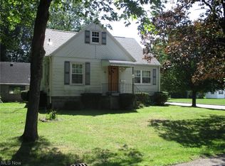 406 Superior St, Newton Falls, OH 44444