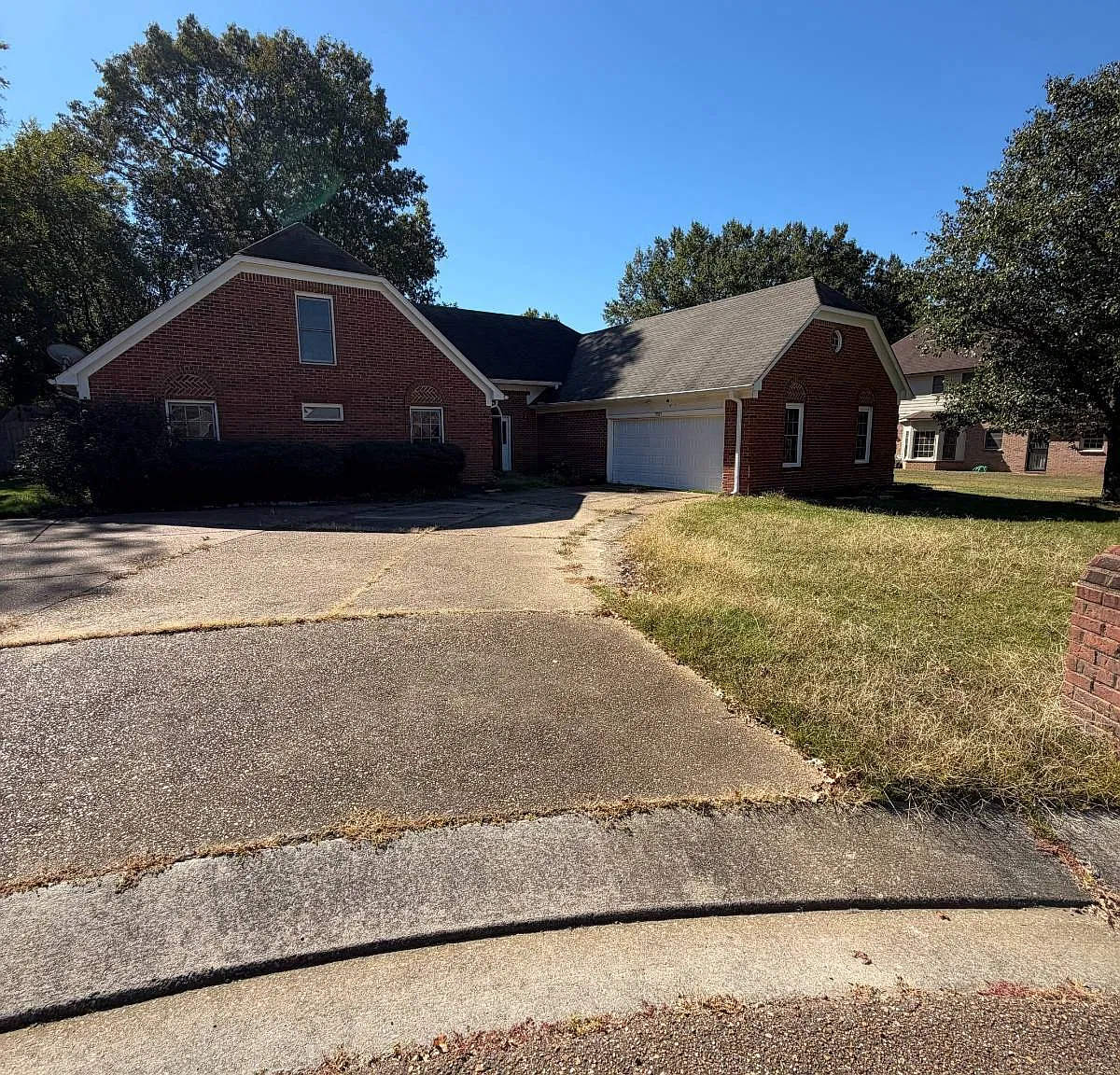 4 bed, 2.5 bath, 2800 sqft, $2,700 — Photo 1