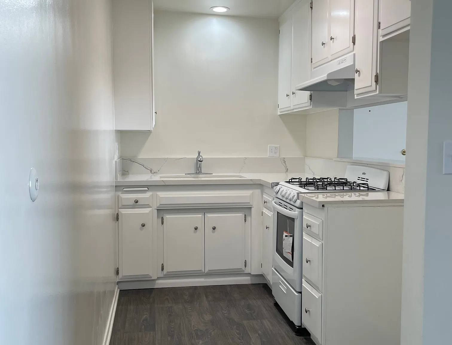 1 bed, 600 sqft, $1,950 — Photo 3