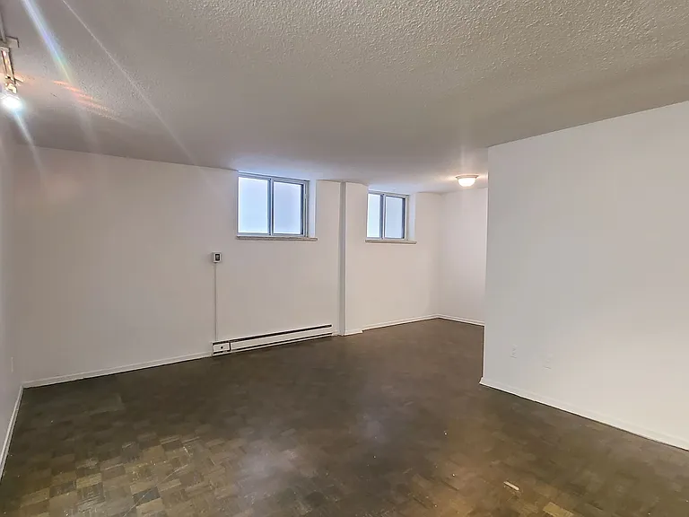 570 Eglinton Ave W #4 — Photo 7