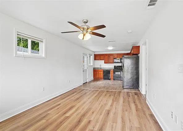 2 bed, 1.0 bath, 645 sqft, $1,425 — Photo 4