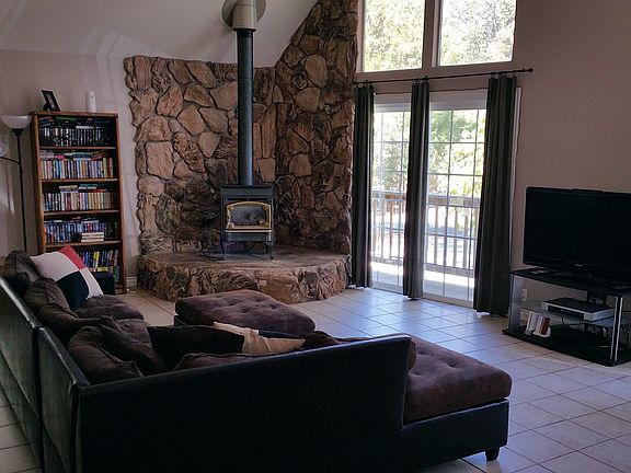 3rd image of 24045 Woodfern Dr