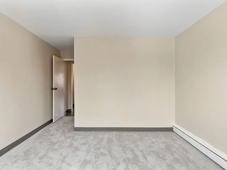 Cleveland Terrace — Photo 6