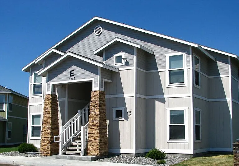 6005 Chapel Hill Blvd #E101 — Photo 1