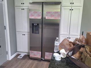 211 W Main St, New Concord, OH 43762