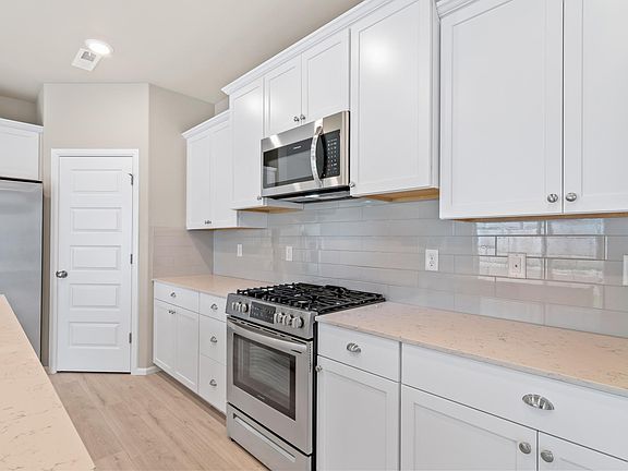 3rd image of 4347 Acacia Ln SE