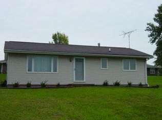 1415 E Cross St, Centerville, IA 52544