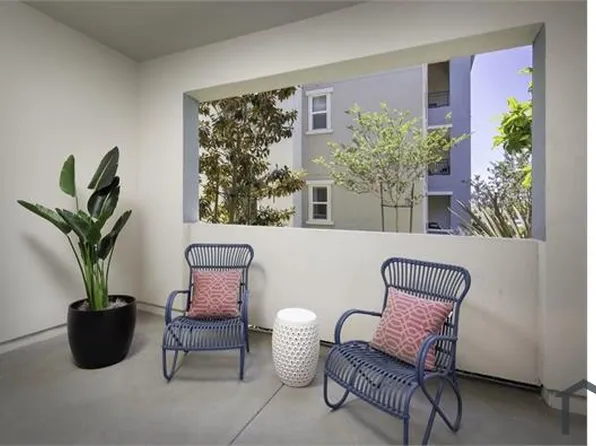 1227 Armorlite Dr APT 102, San Marcos, CA 92069