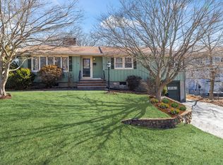 14 Bacon Dr, Saugus, MA 01906