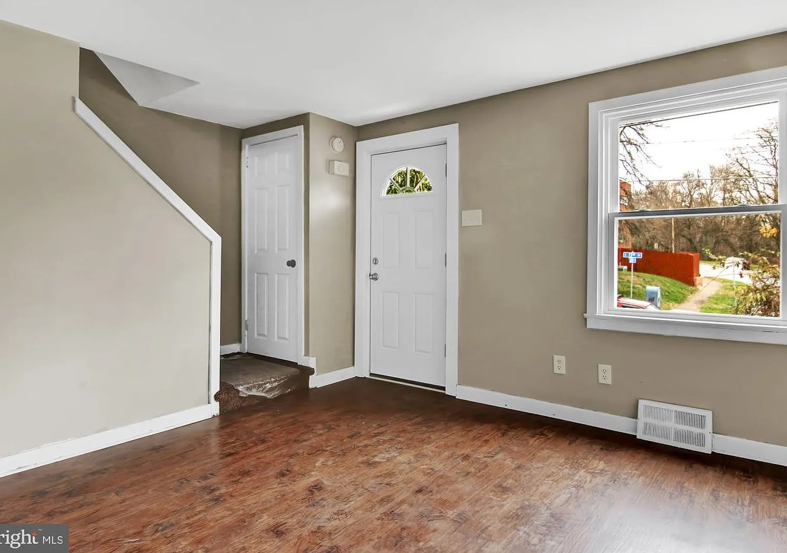 Coming Soon - Cozy 2 Bedroom, 1 Bath Townhome in Harrisburg, Pa. — Photo 3