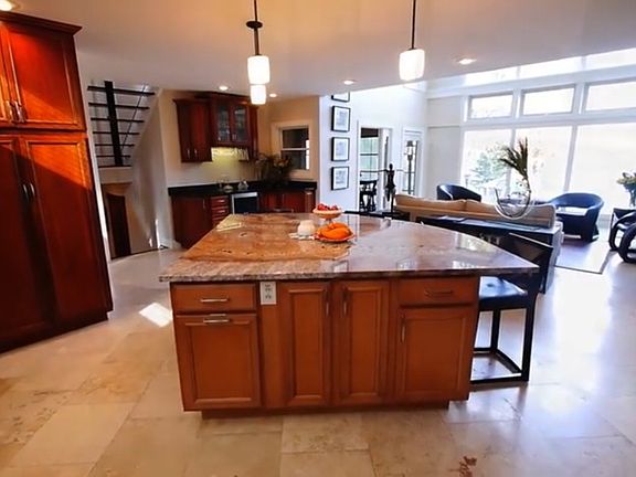 5th image of 28758 W Park Dr