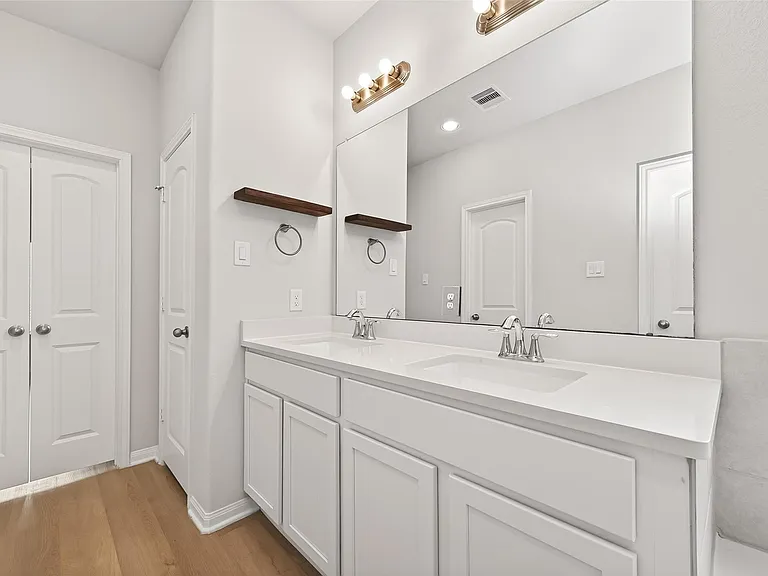 1701 Cindy Ln — Photo 11