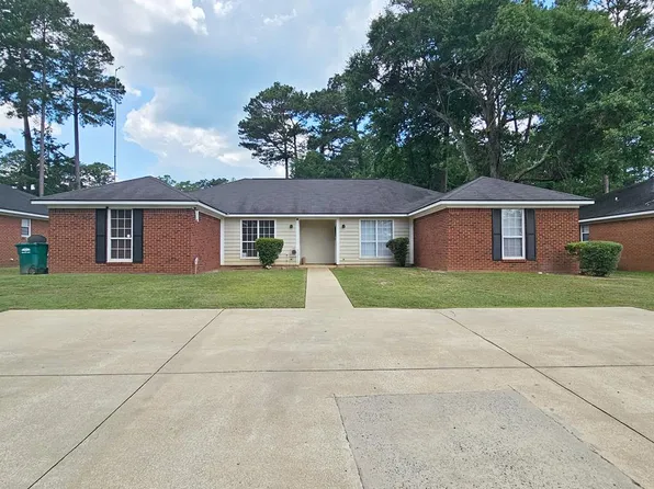 1615 Whisperwood St, Albany, GA 31721