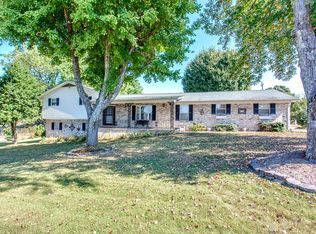 7508 Ledgerwood Rd, Knoxville, TN 37938