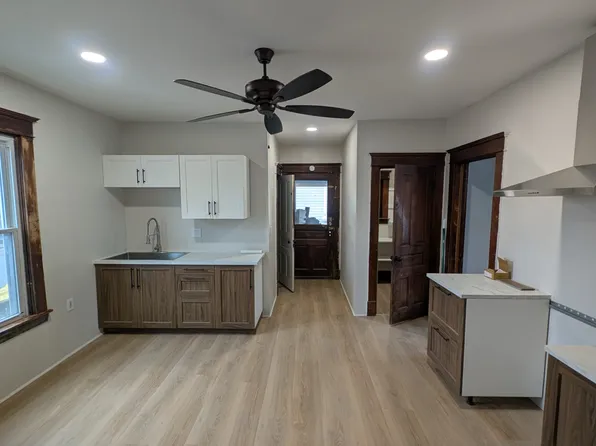 45 Greenwood Ave APT 1, Mechanicville, NY 12118