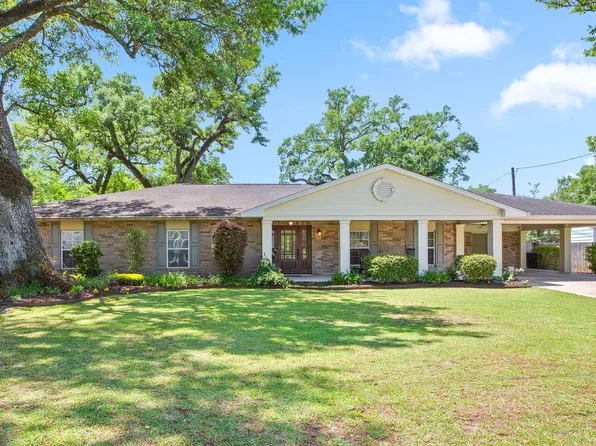 200 Sandager Ave, Jeanerette, LA 70544