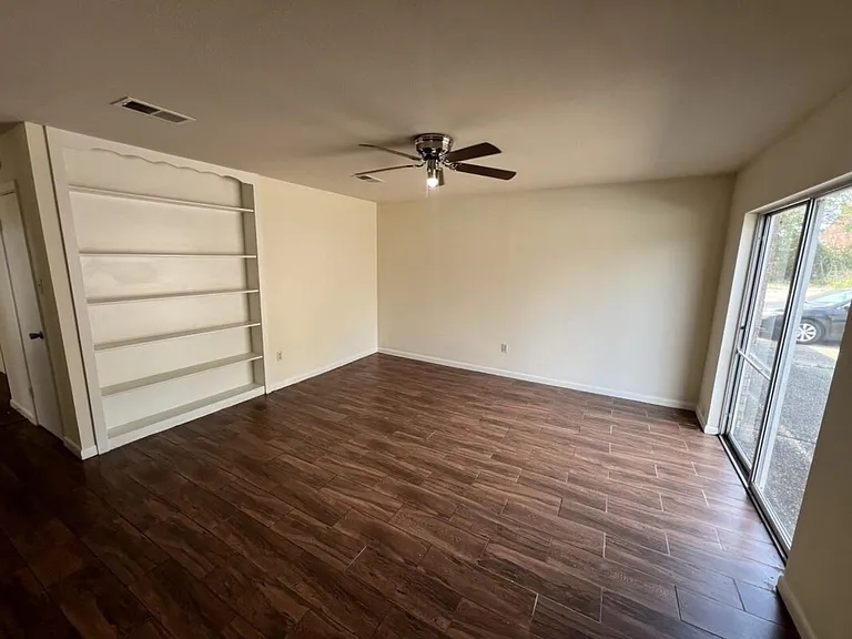5268 Brightside View Dr — Photo 3
