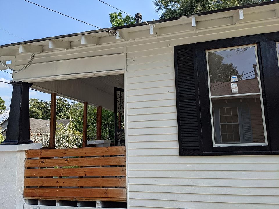 2nd image of 429 Gebelin St #A