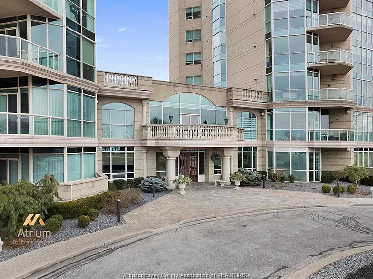 5055 Riverside Dr E #201 — Photo 8