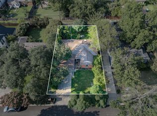 3885 Gaspar Dr, Dallas, TX 75220