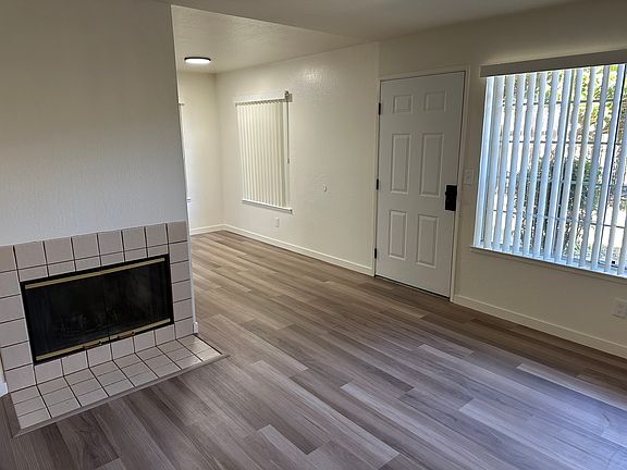 5th image of 5301 Tehama Ave APT 3
