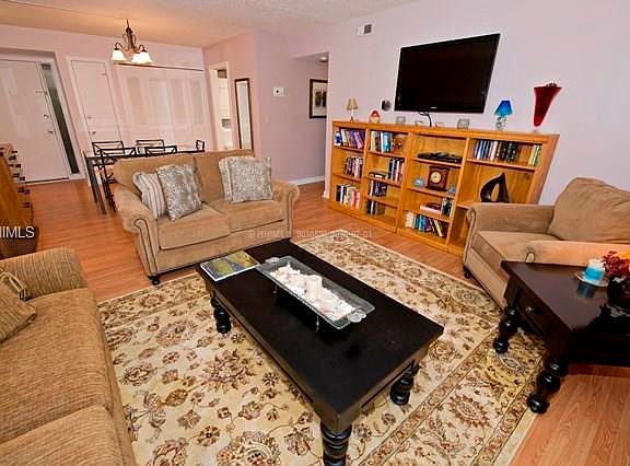 2nd image of 4 Braddock Bluff Dr Unit 1685