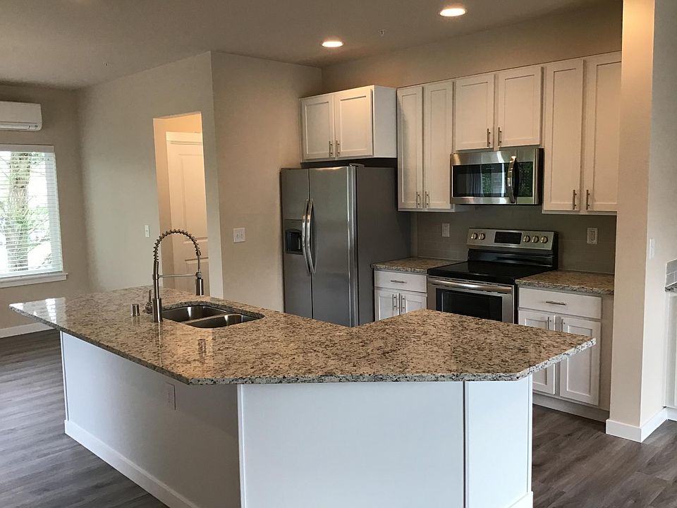 3 Bedroom Townhome