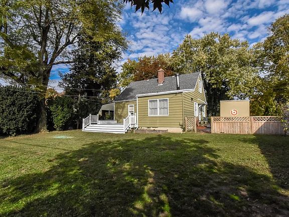 3rd image of 4083 Andrus Ave