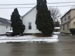 2015 Campbell St, Sandusky, OH 44870