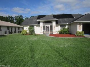 701 SE 35th St, Cape Coral, FL 33904