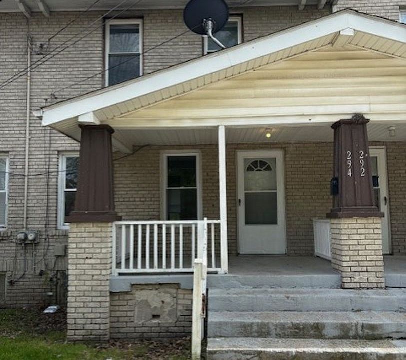 1st image of 806 Sherman St #294