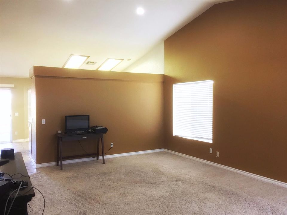 2nd image of 13238 Davidson Cir