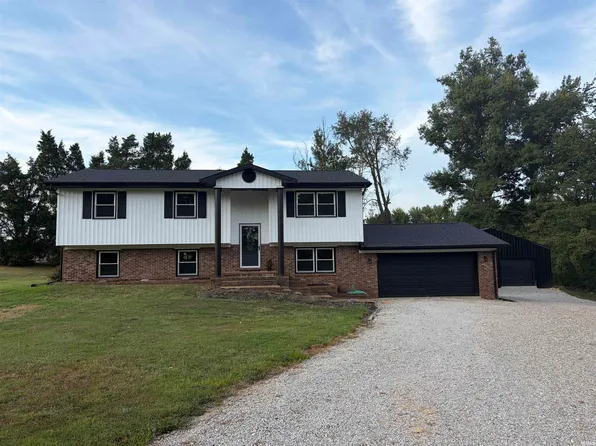6888 Oak Grove Rd, Newburgh, IN 47630