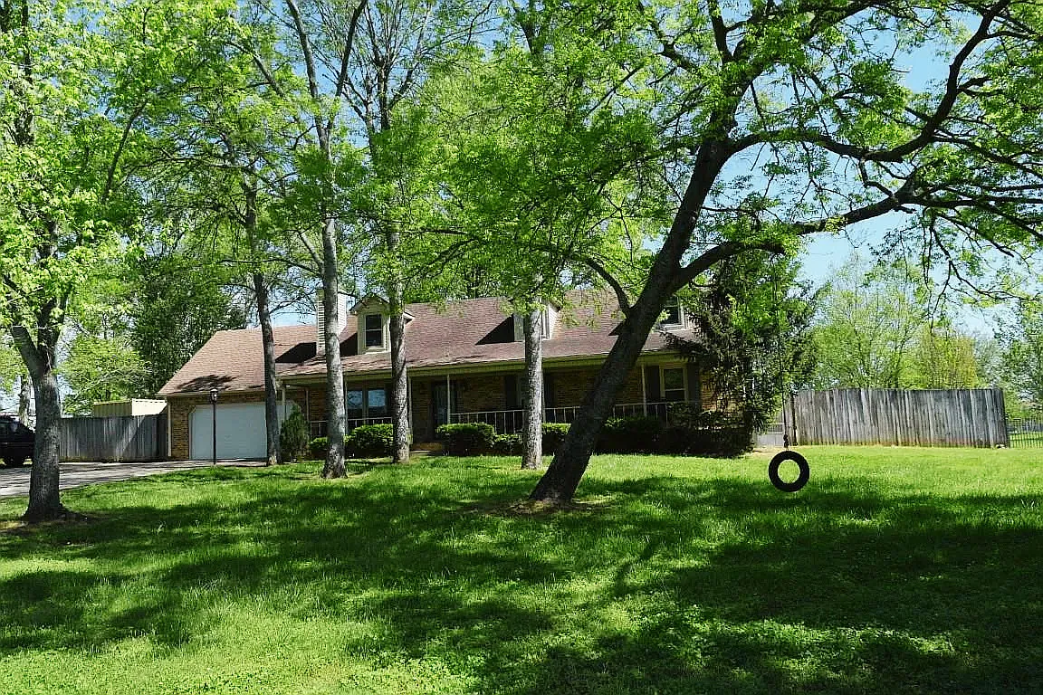 339 Alden Cove — Photo 2