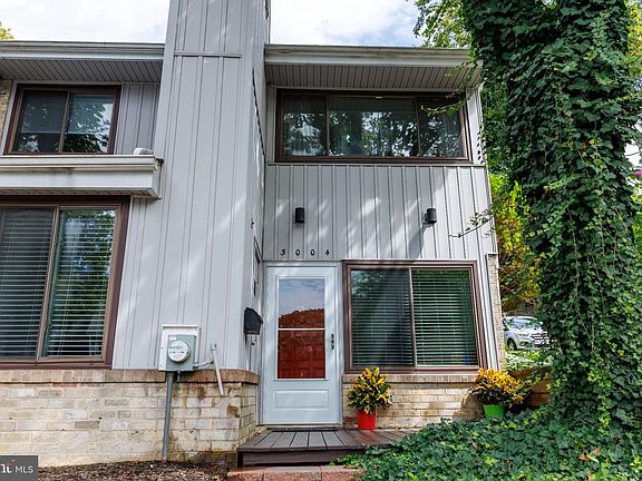 3rd image of 3004 Monterey Ct