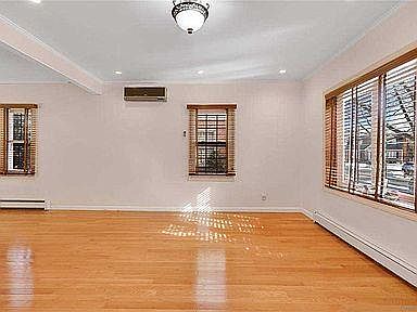 2nd image of 273 Yale Blvd