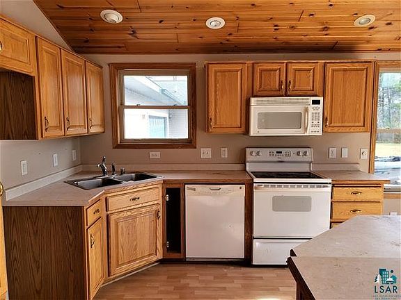2nd image of 15801 Laura Dr Unit 1