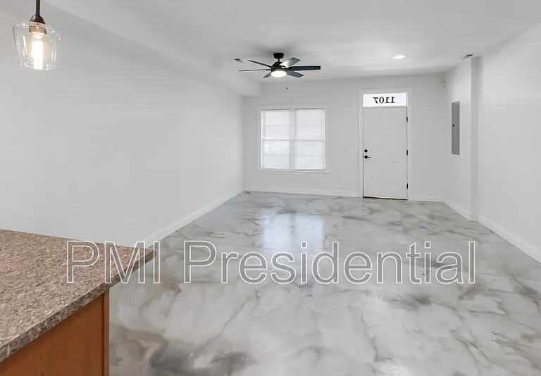 1107 N 27th St — Photo 4