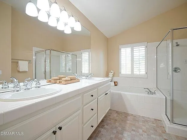 2877 Capella Way — Photo 30