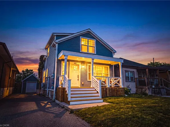 1231 Dunsmure Rd, Hamilton, ON L8H 1L5