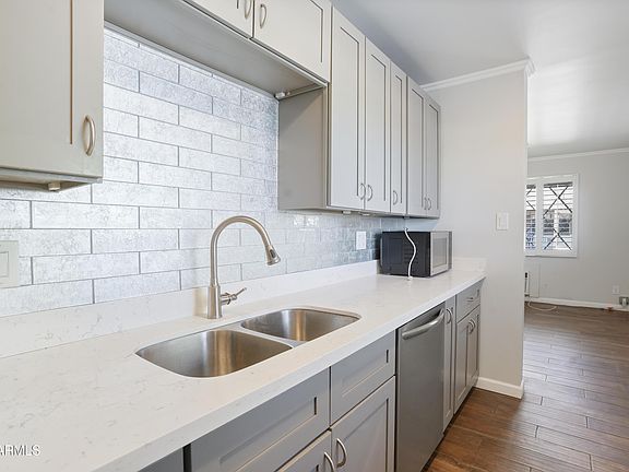 3rd image of 3426 N Miller Rd APT 5