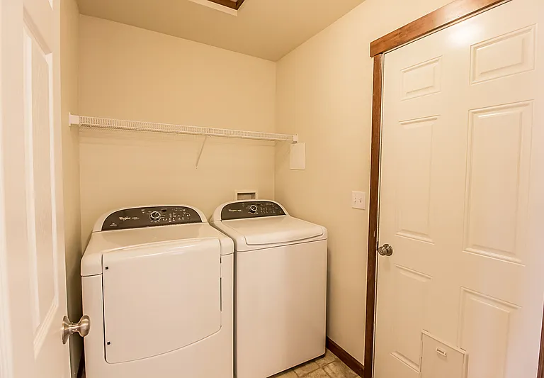 1813 N Cavalier Rd — Photo 17