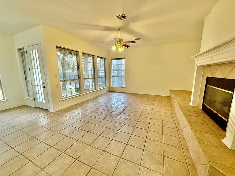 15220 Calaveras Dr — Photo 11