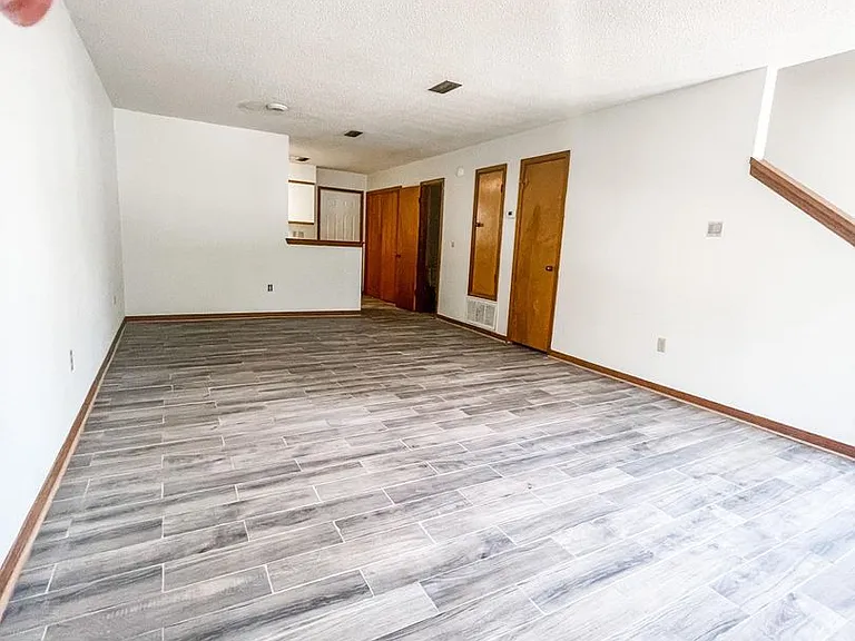 888 Culp Ave #3 — Photo 5