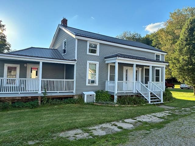 1st image of 31 Forest St