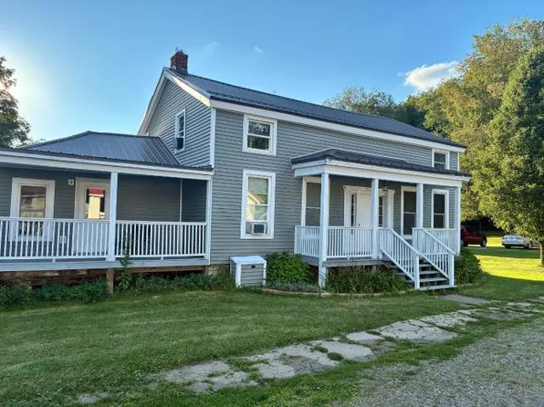 31 Forest St, Sugar Grove, PA 16350