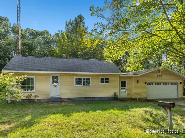 3176 Klug St, Muskegon, MI 49444