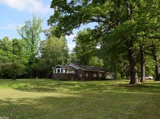 1306 N Elm St, Gurdon, AR 71743